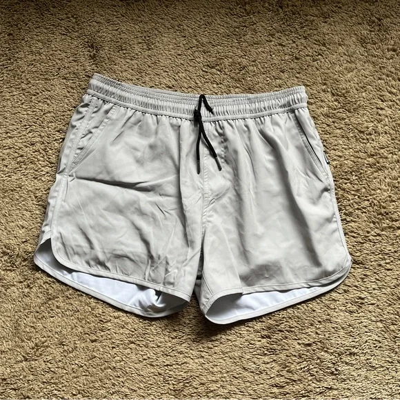 Maamgic Men's 4” Lined Shorts (Gray and Black) - Small - Picture 2 of 9